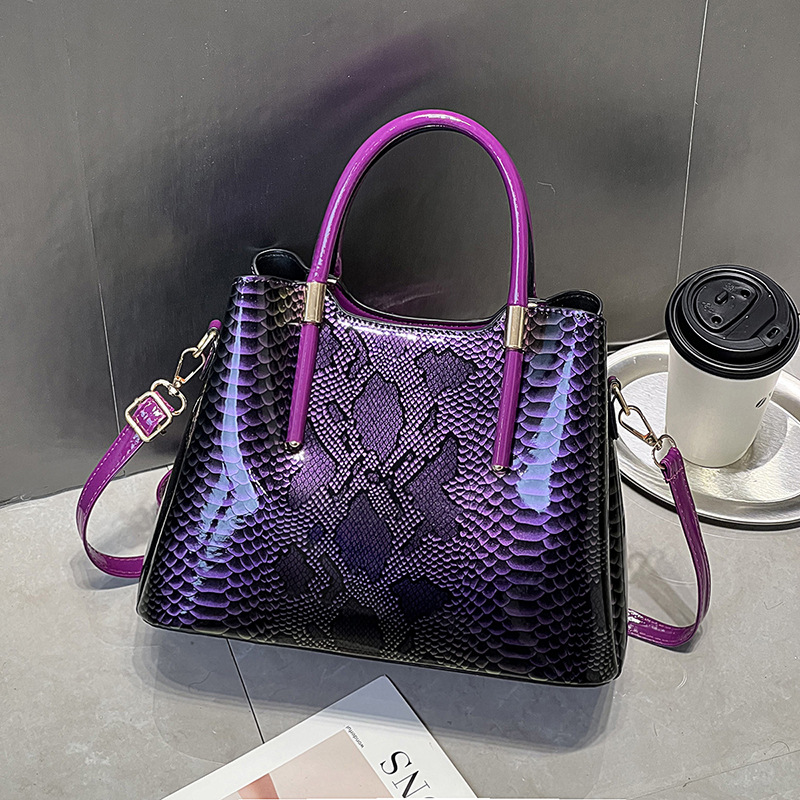 2025 New Designer Snake Leathe - Interior Design High End recension och pris