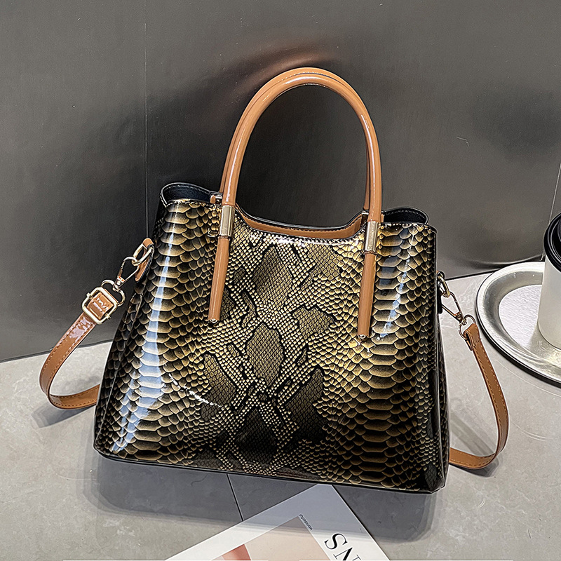 2025 New Designer Snake Leathe - Interior Design High End recension och pris